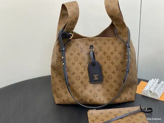 Cheap LOUIS VUITTON GM Atlantis 0629